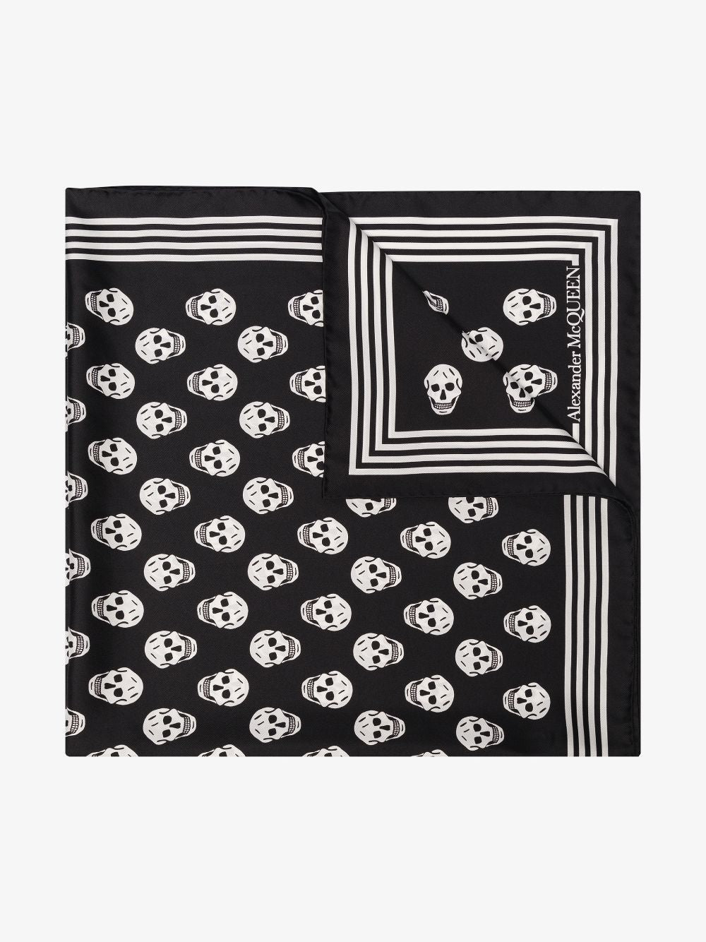 Alexander McQueen Scarfs Black